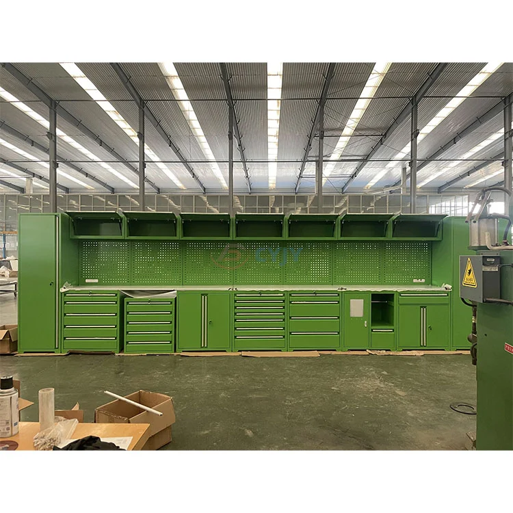 Dulapuri de garaj multifunctionale personalizate